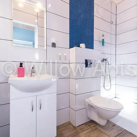 Apartament Willow Apts *