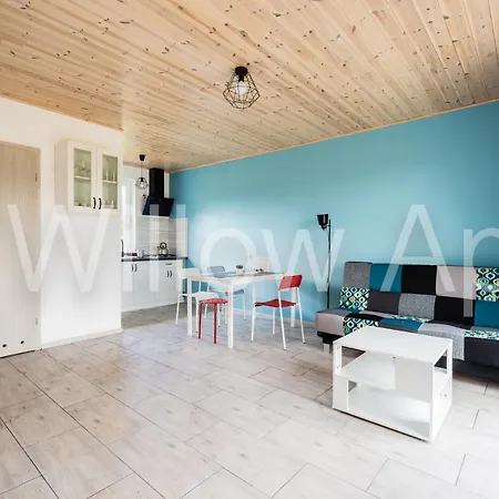 Willow Apts * Junoszyno