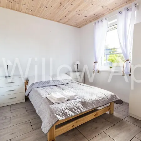 Apartament Willow Apts