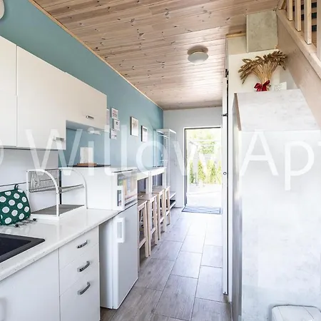 Apartament Willow Apts *