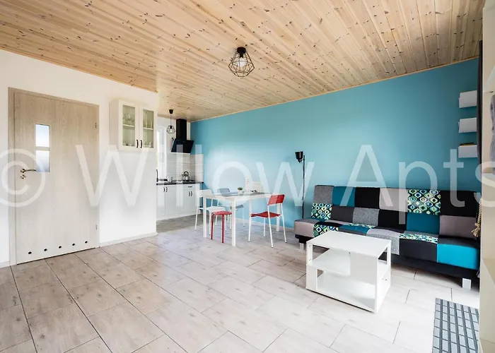 Willow Apts * Junoszyno