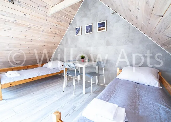 Willow Apts Διαμέρισμα Junoszyno